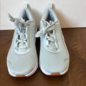 Women’s Puma Focus Light Sneakers